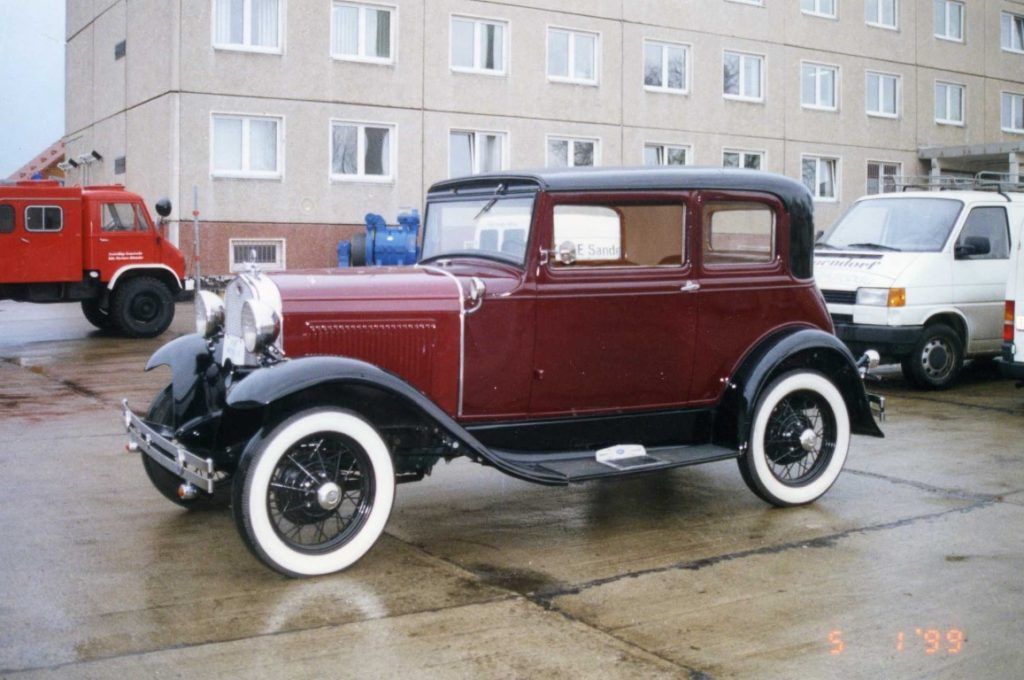 ford a 1931 190a victoria red